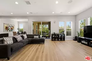 20715 Butternut Cir, Porter Ranch, CA 91326 - Photo 3