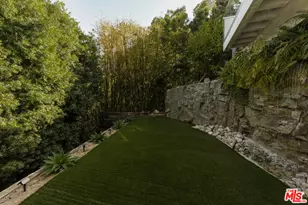 8618 Franklin Ave, Los Angeles, CA 90069 - Photo 9