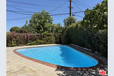 6417 Wystone Ave, Los Angeles, CA 91335 - Photo 21