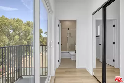 10826 Hesby Street, North Hollywood, CA 91601 - Photo 59