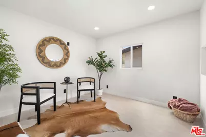 10425 Jordan Ave, Chatsworth, CA 91311 - Photo 15