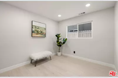 10425 Jordan Ave, Chatsworth, CA 91311 - Photo 7