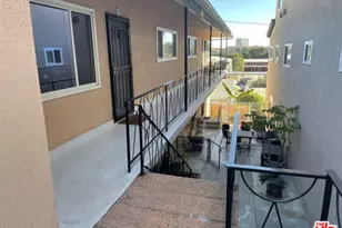 330 Bungalow Dr, El Segundo, CA 90245 - Photo 3