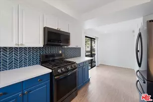 21821 Burbank Blvd, Los Angeles, CA 91367 - Photo 15