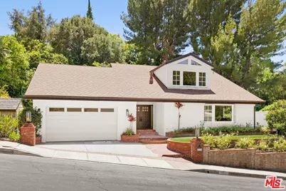 15810 Castlewoods Dr, Sherman Oaks, CA 91403 - Photo 1
