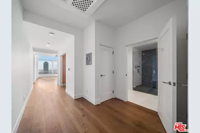 900 W Olympic Blvd #32I, Los Angeles, CA 90015 - Photo 35