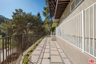 2458 Zorada Dr, Los Angeles, CA 90046 - Photo 9