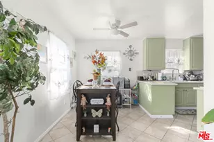 553 W 109th St, Los Angeles, CA 90044 - Photo 9