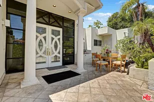 4623 Hayvenhurst Ave, Encino, CA 91436 - Photo 3