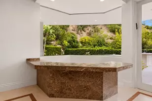 1856 Loma Vista Dr, Beverly Hills, CA 90210 - Photo 23