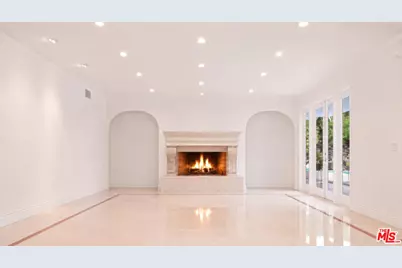 1856 Loma Vista Dr, Beverly Hills, CA 90210 - Photo 19