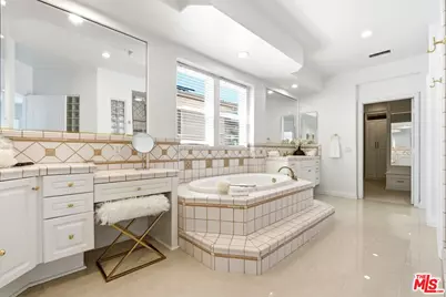 20274 Via Medici, Porter Ranch, CA 91326 - Photo 27