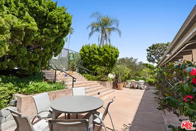 6795 Las Olas Way, Malibu, CA 90265 - Photo 33