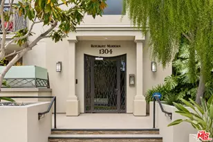 1304 Roxbury Dr, Los Angeles, CA 90035 - Photo 13