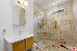 2320 Walnut Ave, Venice, CA 90291 - Photo 23