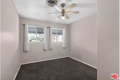 7615 Kittyhawk Ave, Los Angeles, CA 90045 - Photo 9