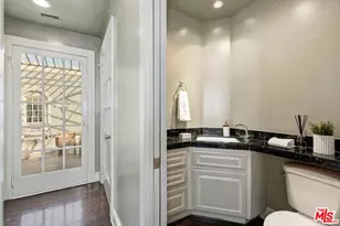 803 N Rexford Dr, Beverly Hills, CA 90210 - Photo 15