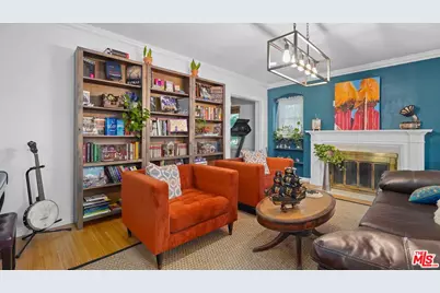 3801 Sutro Ave, Los Angeles, CA 90008 - Photo 9
