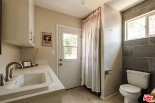 5640 Greenbush Ave, Los Angeles, CA 91401 - Photo 21