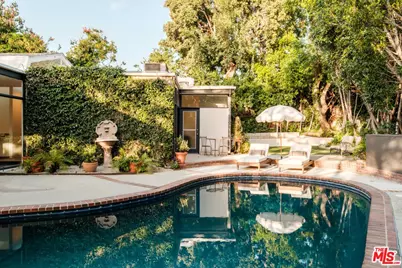 1151 Angelo Dr, Beverly Hills, CA 90210 - Photo 43