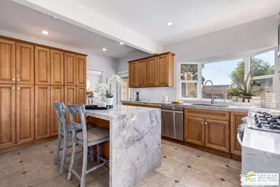 404 E Randolph St, Glendale, CA 91207 - Photo 13