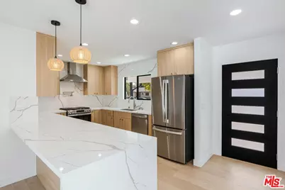 6150 Sylvia Ave, Tarzana, CA 91335 - Photo 3