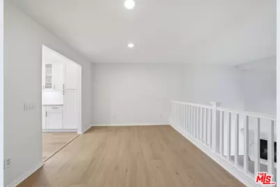 25715 Wagner Way #B, Stevenson Ranch, CA 91381 - Photo 11