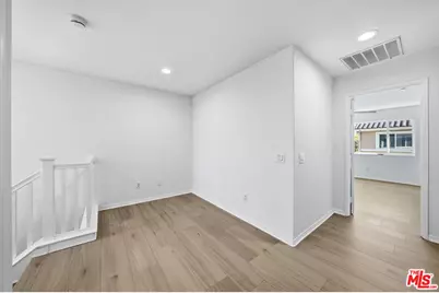 25715 Wagner Way #B, Stevenson Ranch, CA 91381 - Photo 15
