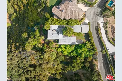 1298 Stradella Rd, Los Angeles, CA 90077 - Photo 21
