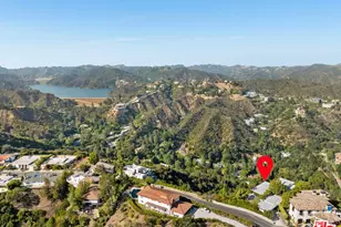 1298 Stradella Rd, Los Angeles, CA 90077 - Photo 23