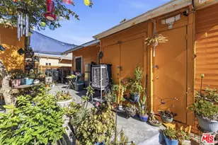 1363 E 49th St, Los Angeles, CA 90011 - Photo 35