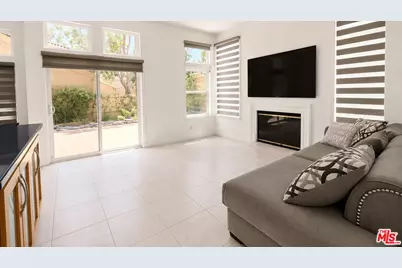 10884 Kimball Pl, Tustin, CA 92782 - Photo 5