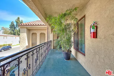 3008 Stocker St, Los Angeles, CA 90008 - Photo 15