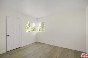 9633 Lilly Ct, Los Angeles, CA 91325 - Photo 29