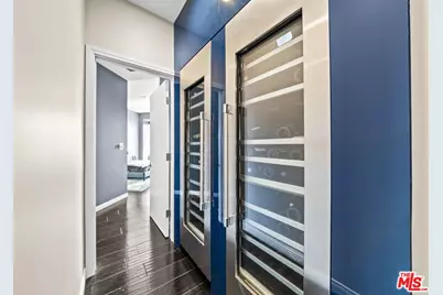 1100 Wilshire Blvd #3208, Los Angeles, CA 90017 - Photo 19