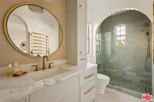 7585 Shore Cliff Dr, Los Angeles, CA 90045 - Photo 27