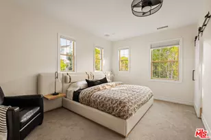 7585 Shore Cliff Dr, Los Angeles, CA 90045 - Photo 31