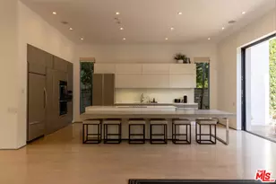 132 N Laurel Ave, Los Angeles, CA 90048 - Photo 11