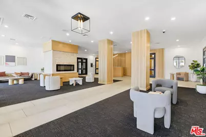 7135 Hollywood Blvd #206, Los Angeles, CA 90046 - Photo 3