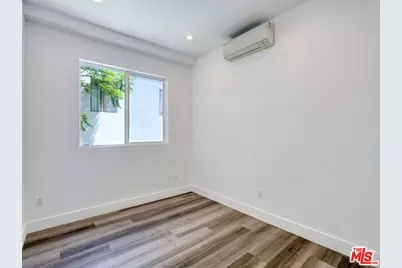 525 N Normandie Ave, Los Angeles, CA 90004 - Photo 19