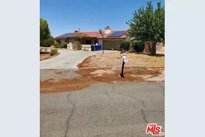 13435 Tioga Rd, Apple Valley, CA 92308 - Photo 3