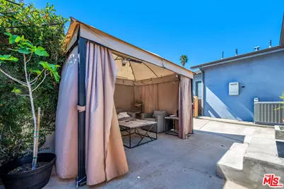 6729 Ensign Ave, Los Angeles, CA 91606 - Photo 21