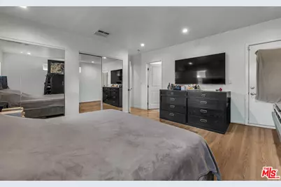 6729 Ensign Ave, Los Angeles, CA 91606 - Photo 13