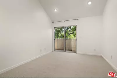 24119 Del Monte Dr #56, Santa Clarita, CA 91355 - Photo 13