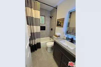 5726 Los Angeles St, Emeryville, CA 94608 - Photo 11
