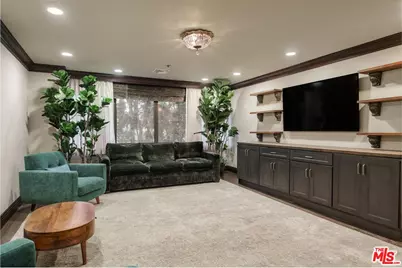 10560 Wilshire Blvd #2003, Los Angeles, CA 90024 - Photo 33