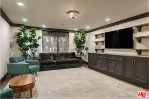 10560 Wilshire Blvd, Los Angeles, CA 90024 - Photo 33