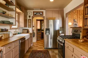 232 La Follette Dr, Los Angeles, CA 90042 - Photo 13