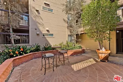 835 S Lucerne Blvd #310, Los Angeles, CA 90005 - Photo 53