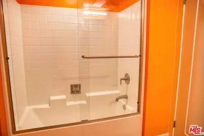 14846 Friar St, Van Nuys, CA 91411 - Photo 9